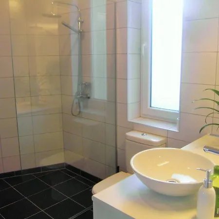 Spacious 1 Bed Basilica - With Balcony Apartament Budapeszt